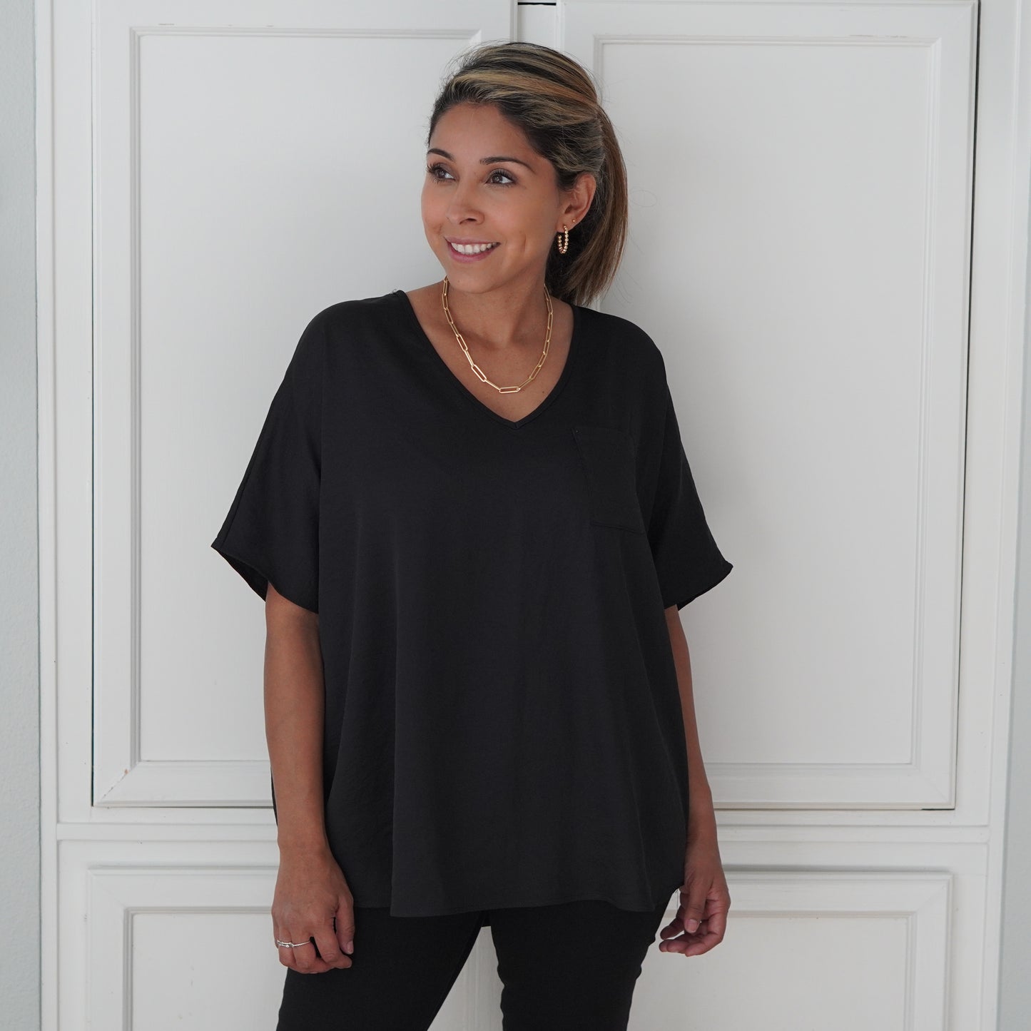 Black Solid V-Neck Loose Fit Tunic Top